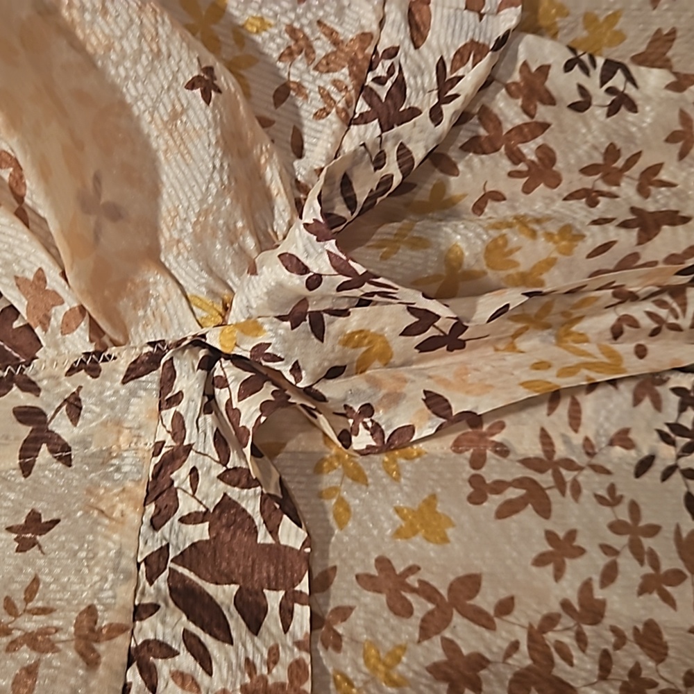 Tunic - Picture 2 of 3
